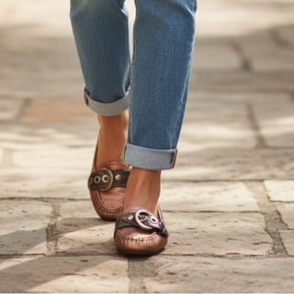 Bcb generations Womens bronze slip Ons - Picture 2 of 5